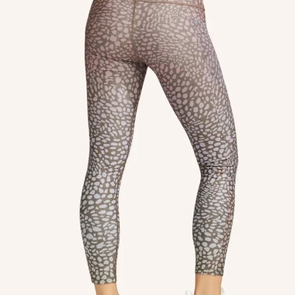 NWT Peloton leggings